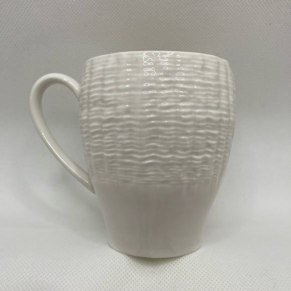 Portmeirion Seascapes Coffee Mug Cup in Pearl White with Embossed Rim - Picture 4 of 4
